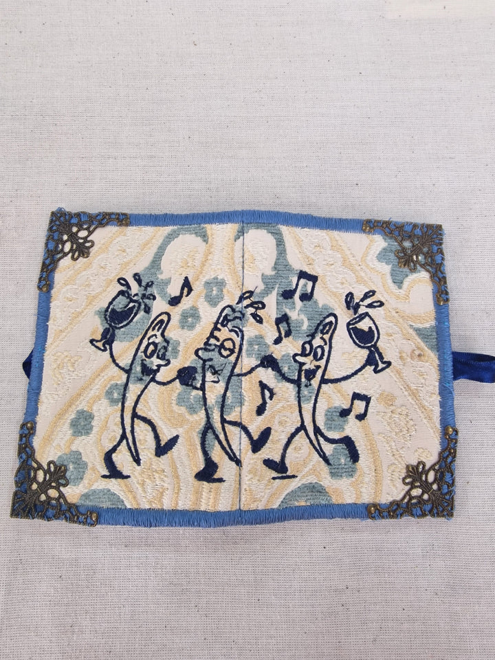 Dancing Haberdashery Needlebooks – Needles Included