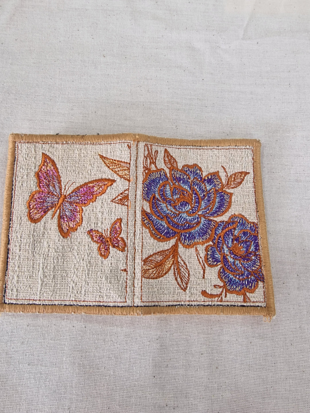 Roses & Butterflies Needlebooks – Needles Included