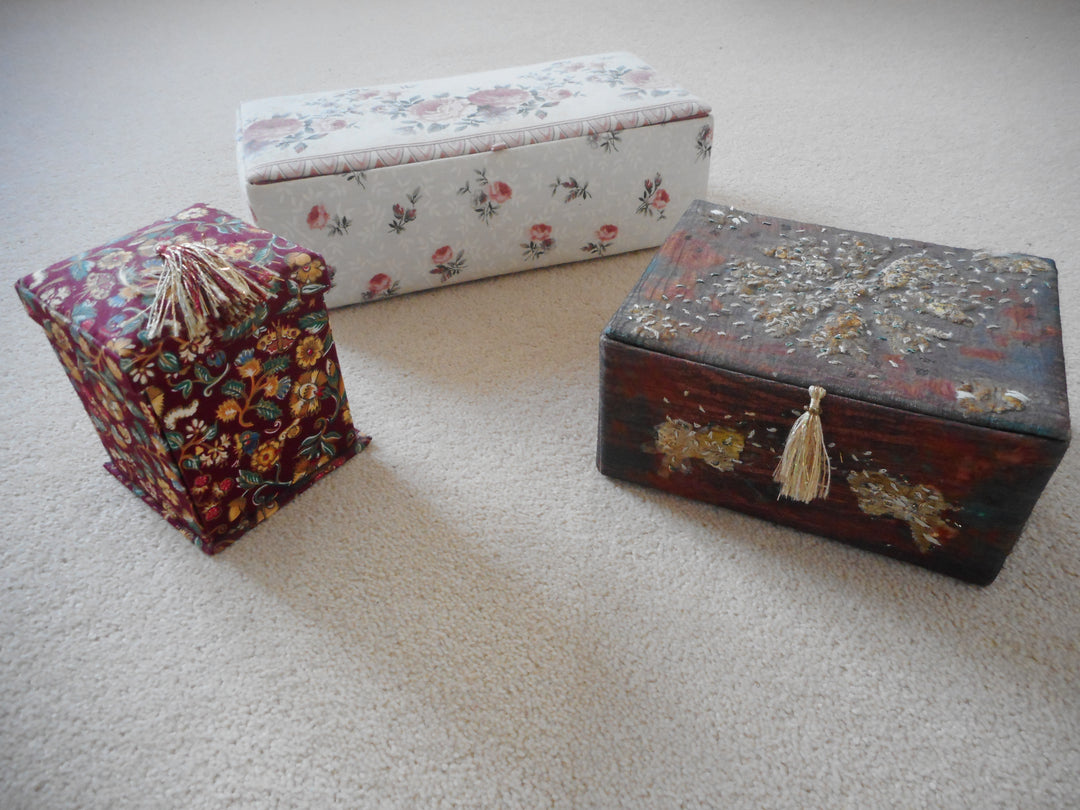 MAKING FABRIC COVERED BOXES WORKSHOP With Jenny Furlong