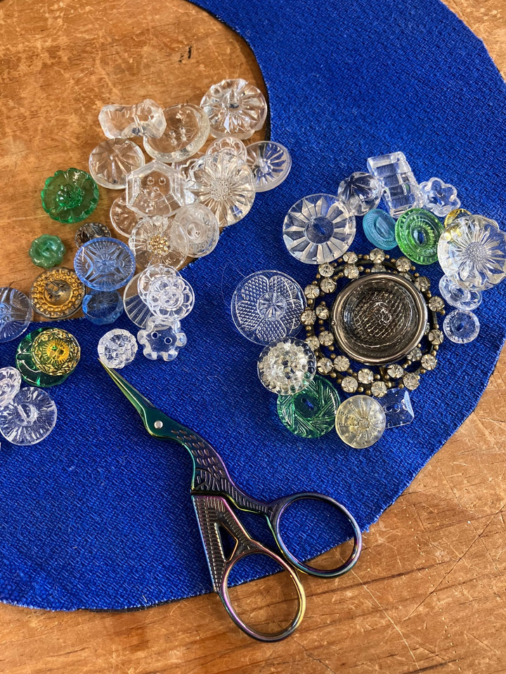Button Collar Workshop with Cat Nash