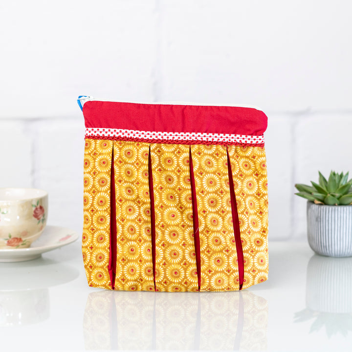 Red Flower Covered: Pleated Cosmetic Bag